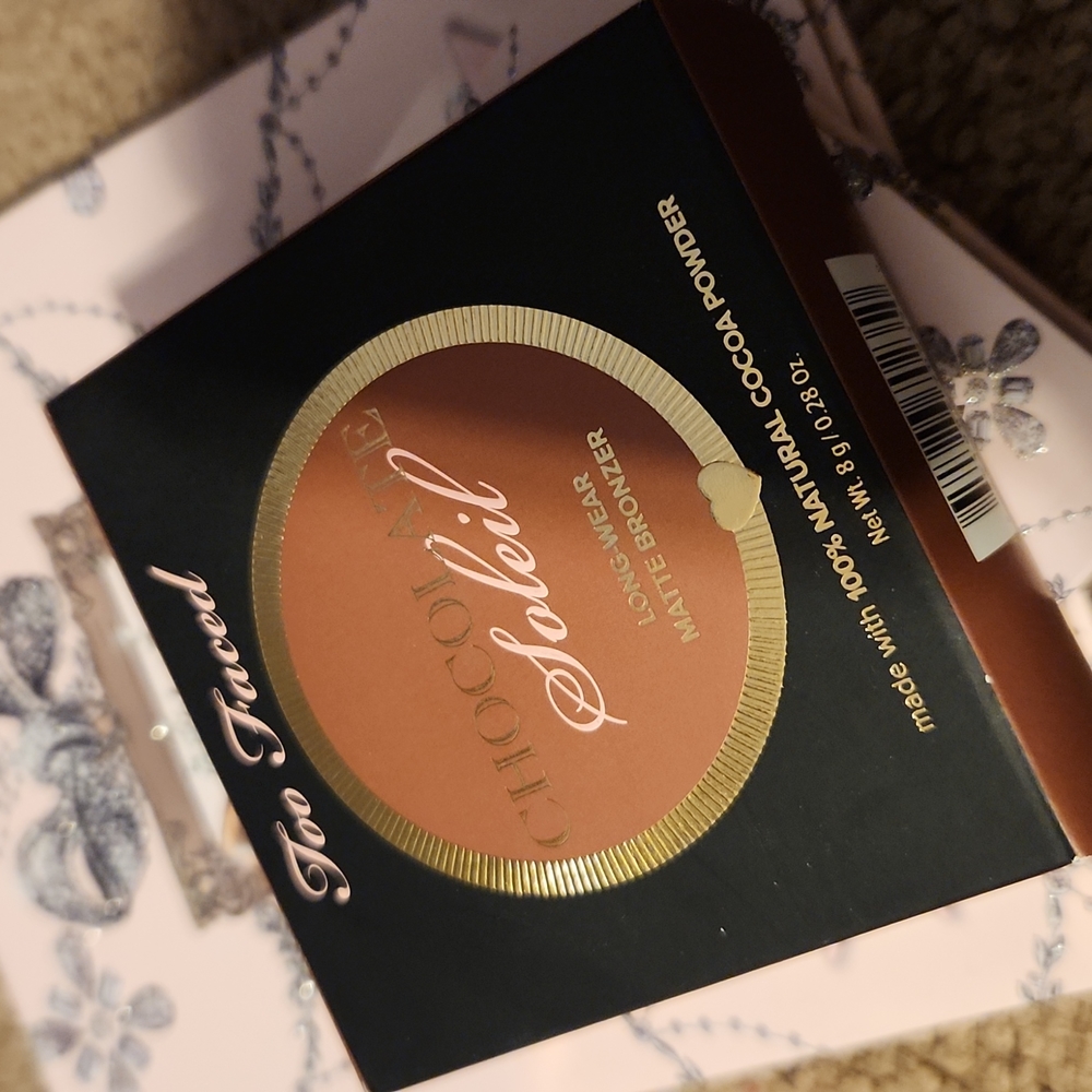 Too faced make up bundle New - Picture 4 of 4